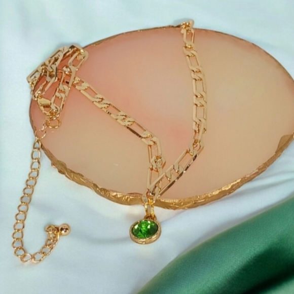 Gold Choker Figaro Chain Necklace with Green Gem Pendant Mobwife New Preppy - Picture 7 of 8
